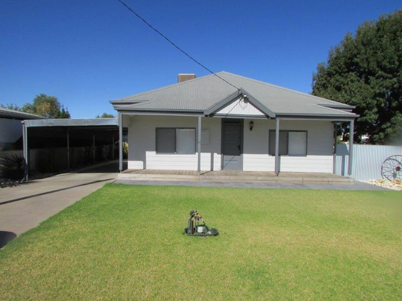 61 Molyneaux Street, Warracknabeal, Vic 3393 House for Sale