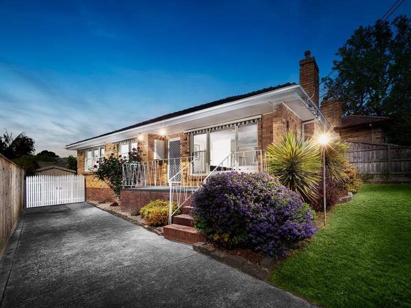 33 Blanche Drive, Vermont, VIC 3133