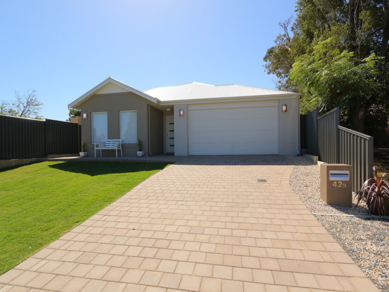42B Coleman Crescent, Melville, WA 6156 Property Details