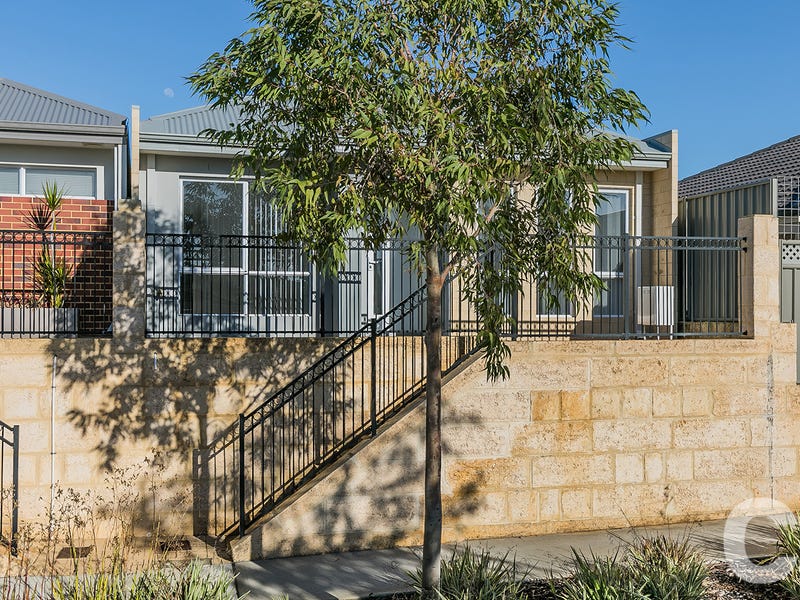 315 Lambeth Circle, Wellard, WA 6170 Property Details