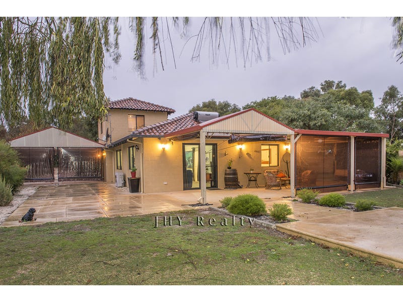 125 Quedjinup Drive, Quedjinup, WA 6281 Property Details