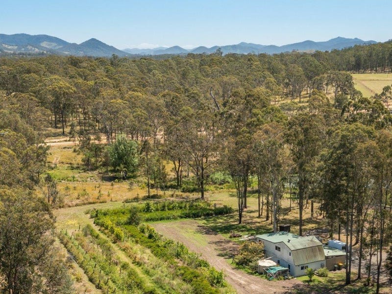 254 Careys Road, Hillville, NSW 2430