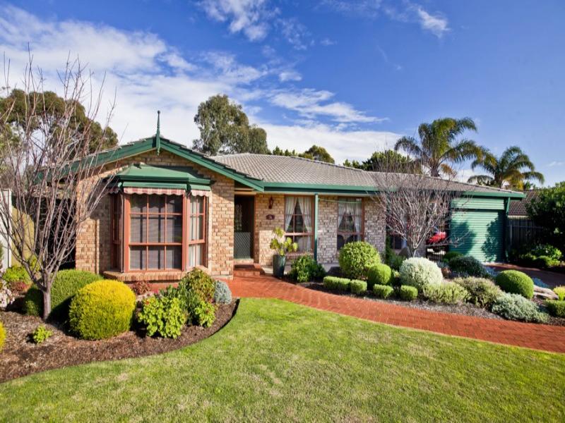 14 Farnsworth Drive, Morphett Vale, SA 5162