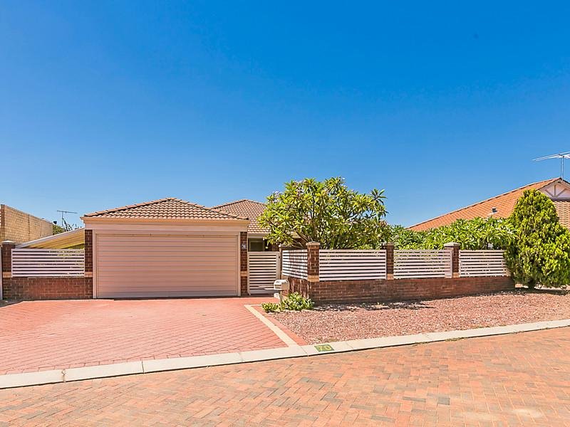 70 Delonix Circle, Woodvale, WA 6026 Property Details