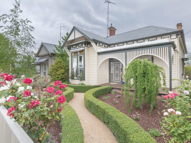 102 Pleasant Street South, Newington, Vic 3350 Property Details