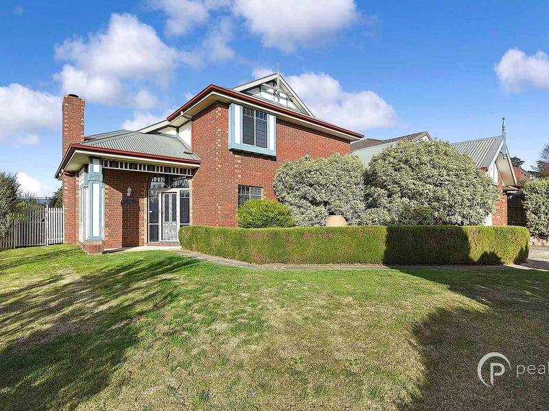 13 Fern Way, Narre Warren South, Vic 3805 House for Sale realestate