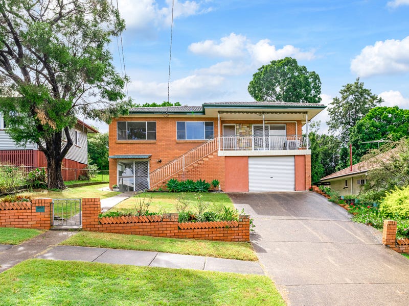 30 Long Street, Camp Hill, QLD