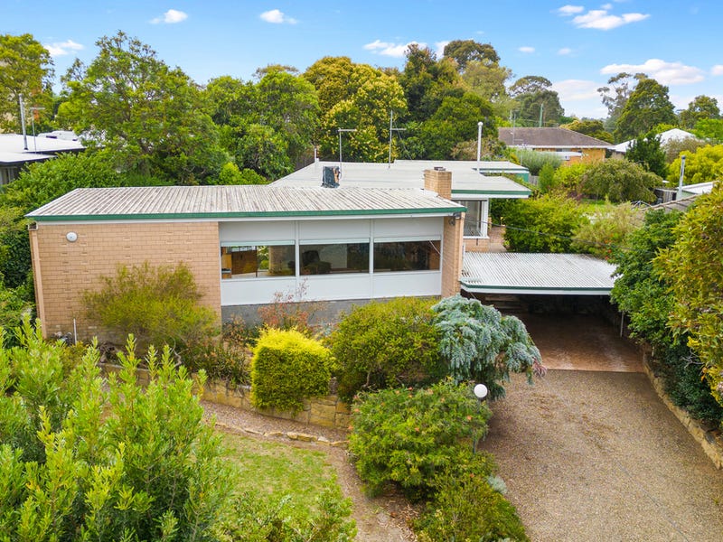 18 Henry Street, Maffra, Vic 3860 Property Details