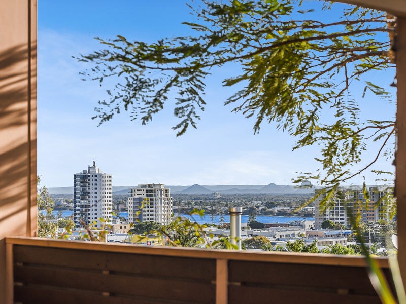 8 Arthur Street, Caloundra, Qld 4551 Property Details