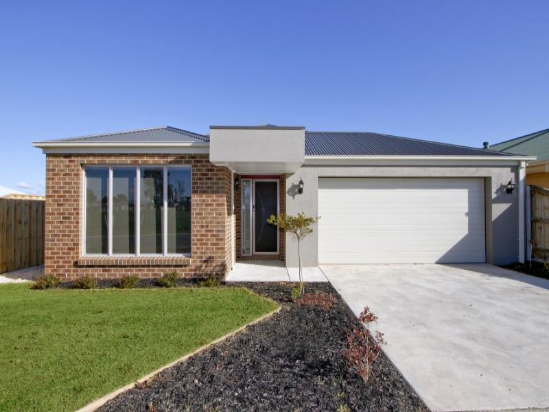 5 Kurrajong Place, Sale, Vic 3850 Property Details