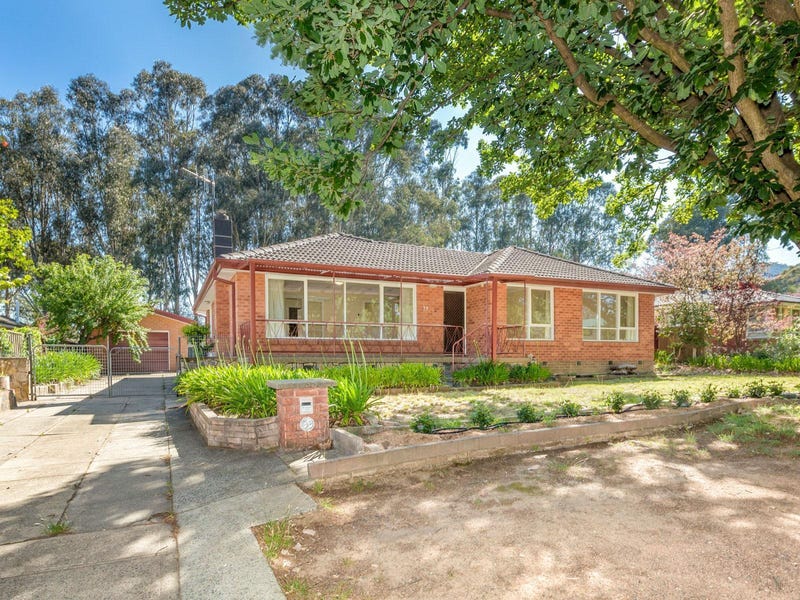 59 Irvine Street, Watson, ACT 2602