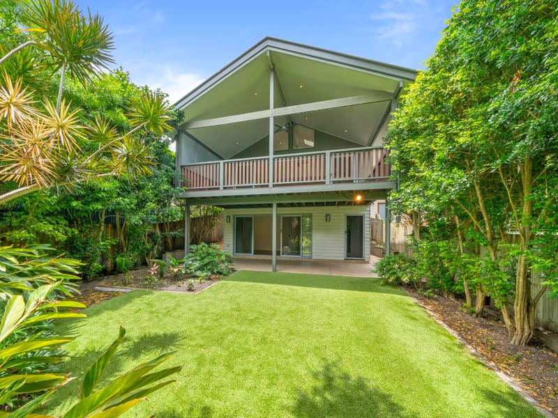 12 Highlands Street, Wavell Heights, QLD 4012