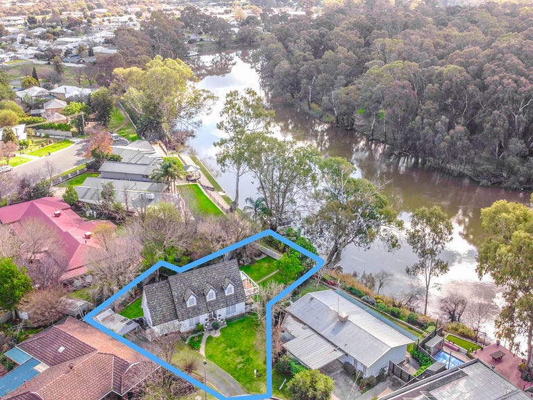 5 Wenbern Court, Deniliquin, NSW 2710 House for Sale