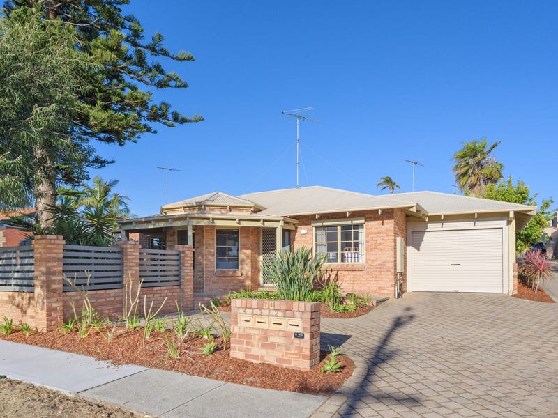 1/74 Deanmore Road, Scarborough, WA 6019 Property Details