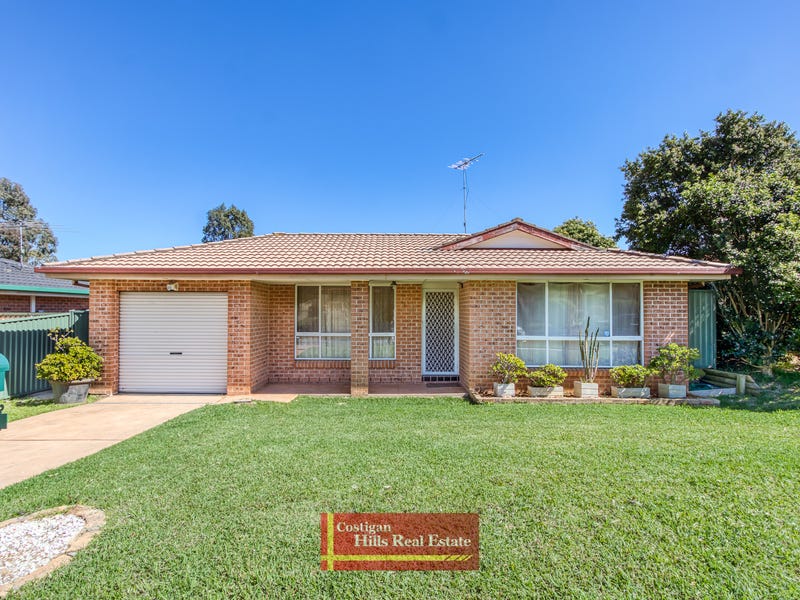 30 Milburn Street, Quakers Hill, NSW 2763