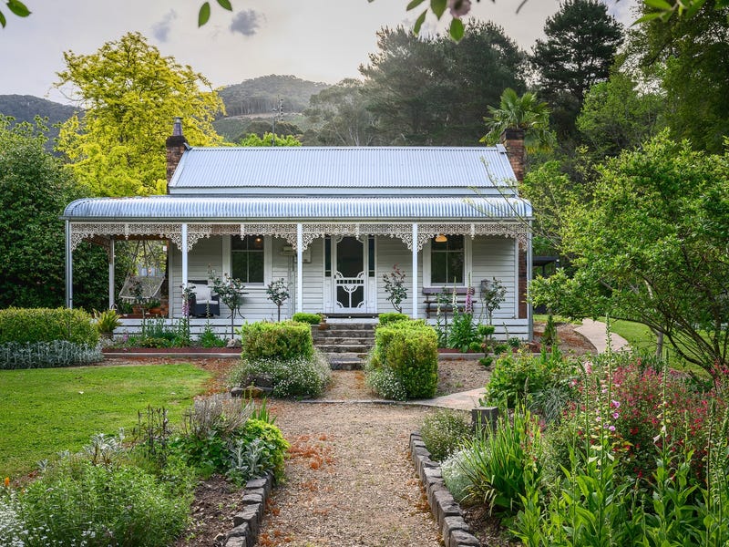 33 White Star Road, Wandiligong, Vic 3744 House for Sale realestate