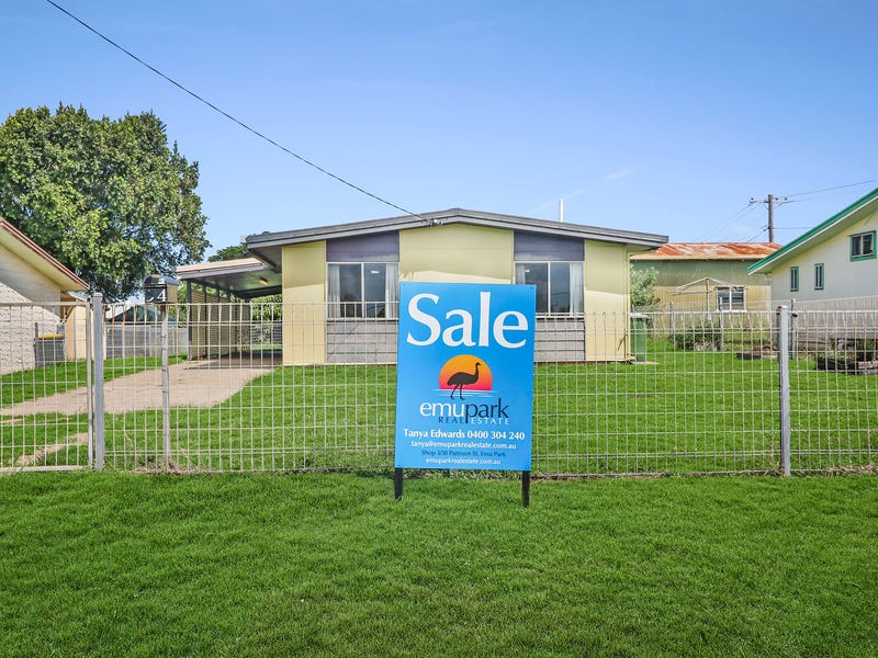 54 Wood Street, Emu Park, QLD 4710