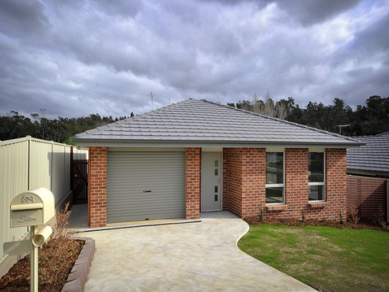 Unit 2,2 Hamelheath Way, Newstead, Tas 7250 Property Details