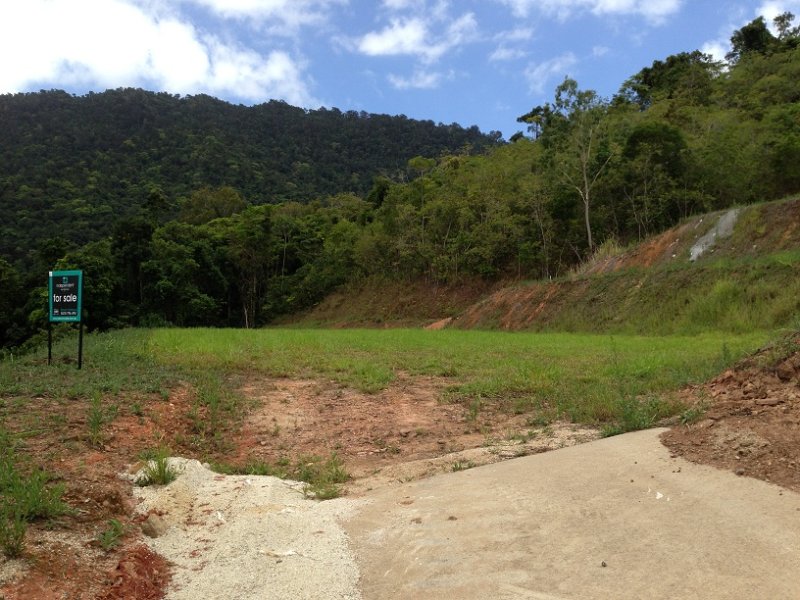 33 Willoughby Close, Redlynch, QLD 4870