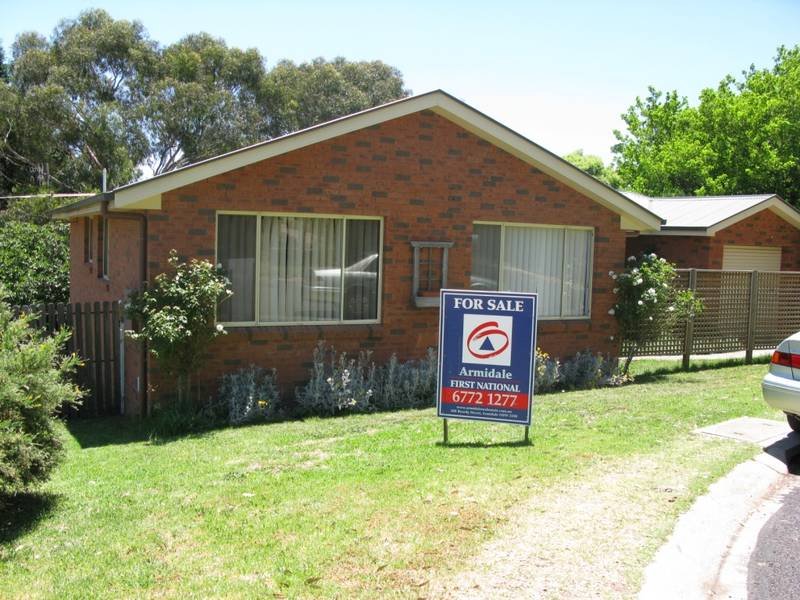 11 Reginald Avenue, Armidale, NSW 2350 Property Details