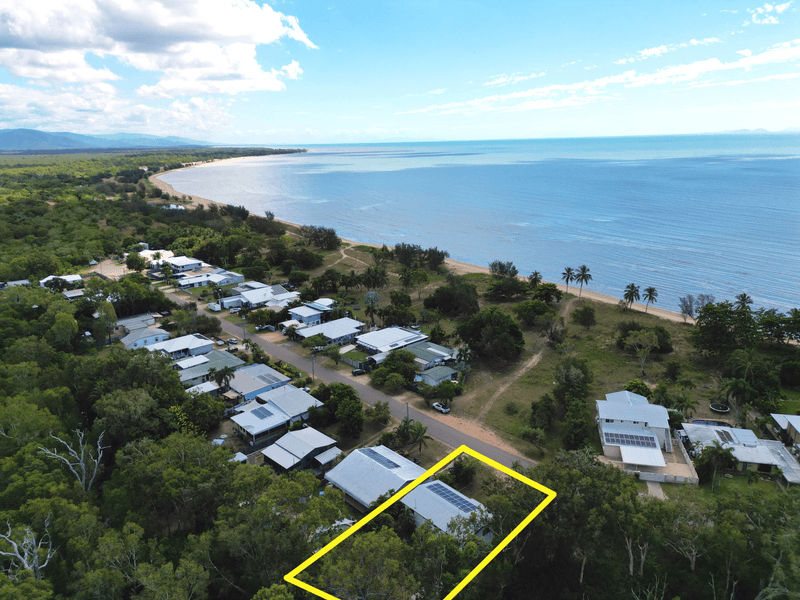 25 The Esplanade, Toolakea, Qld 4818 Property Details