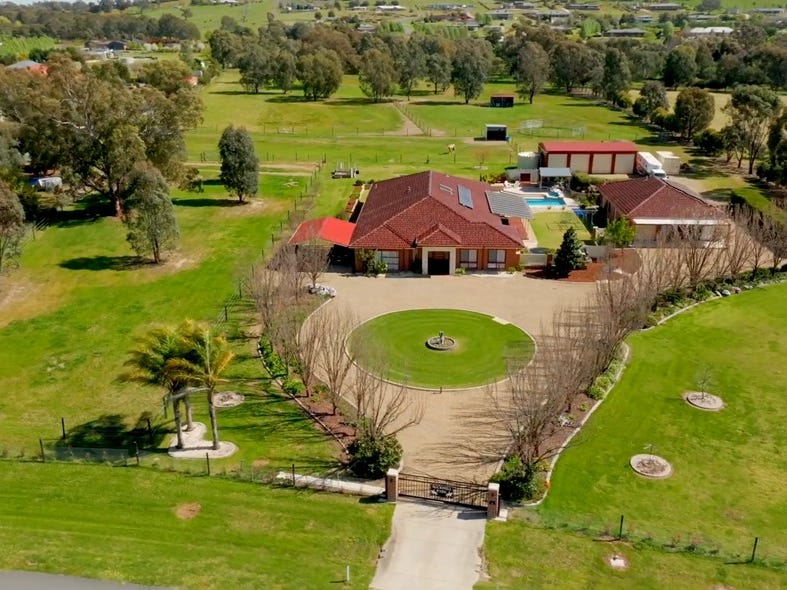 8 Glenoak Drive, Springvale, NSW 2650 House for Sale