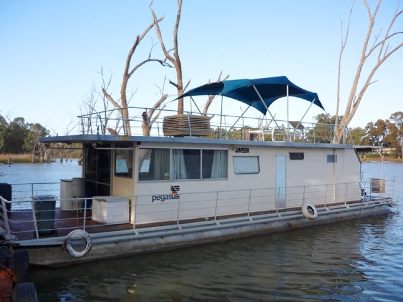 Pegasus Houseboat Mildura Vic 3500 Property Details
