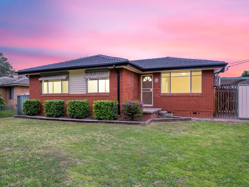 16 William Street, Cambridge Park, NSW 2747