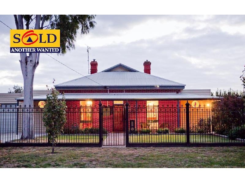 37 Crossen Street, Echuca, Vic 3564 Property Details