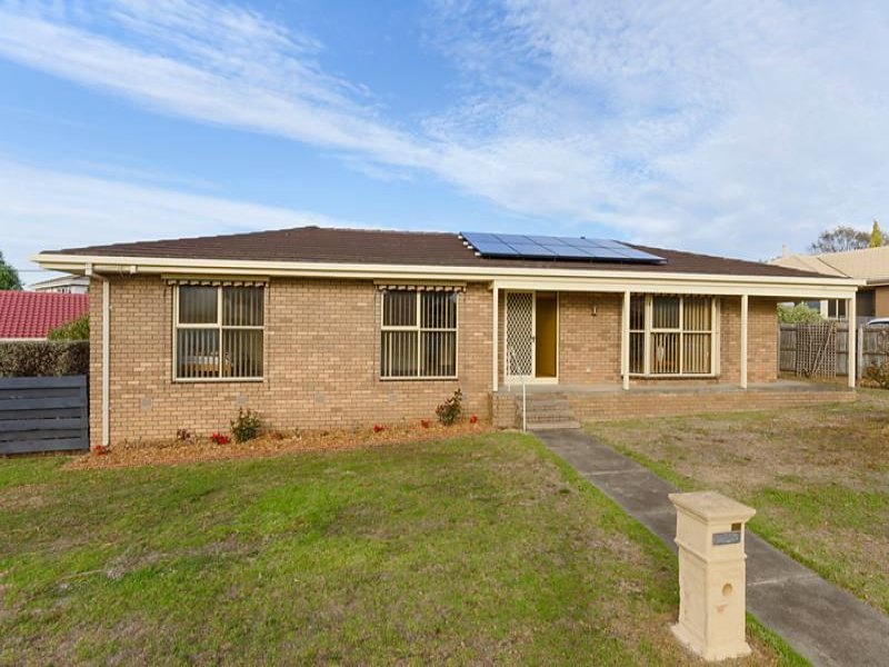 12 Polwarth Cres, Belmont, VIC 3216