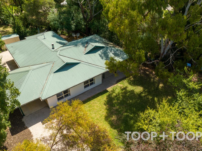 2 Clems Lane, Littlehampton, SA 5250 Property Details