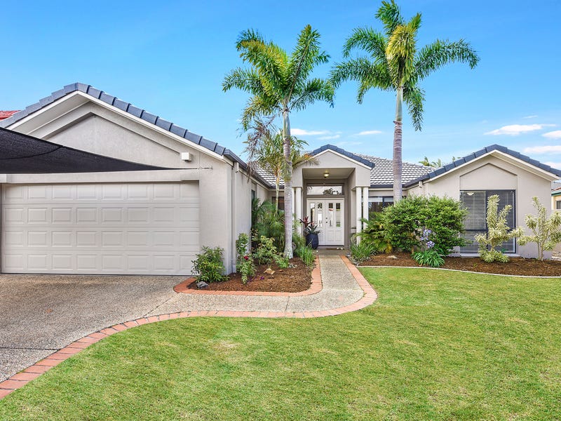 16 Serenity Boulevard, Helensvale, Qld 4212 Property Details