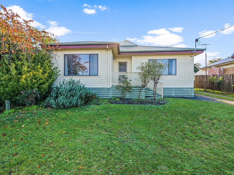 7 Longwarry Road, Drouin, Vic 3818 Property Details