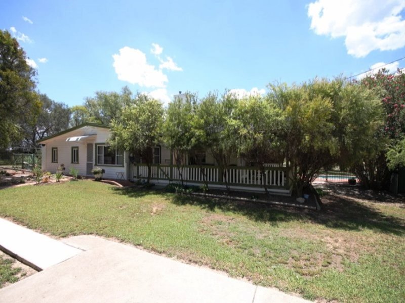 377 Burgmanns Lane, Hillvue, NSW 2340