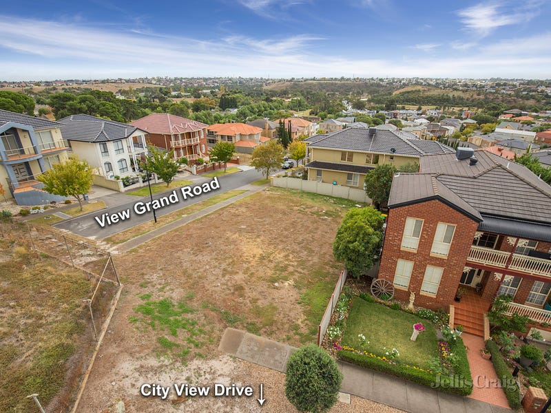 12 City View Drive, Maribyrnong, VIC 3032