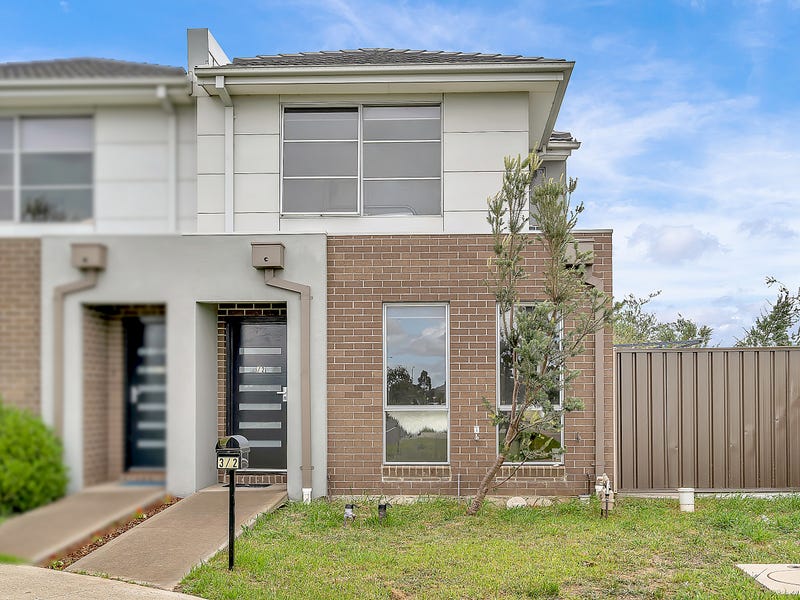 3/2 Brunswick Crescent, Craigieburn, Vic 3064 Property Details