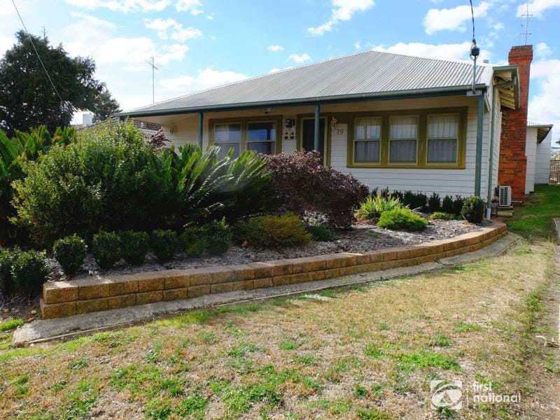 19 McEacharn Street, Bairnsdale, Vic 3875 Property Details