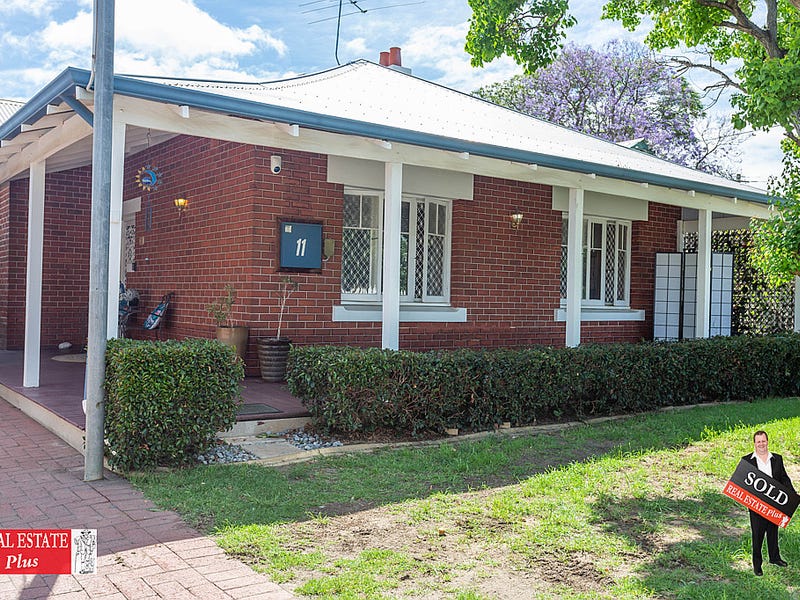 11 Second Avenue, Woodbridge, WA 6056 Property Details