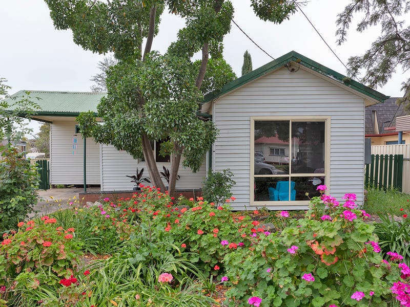 451 Ashford Street, Lavington, NSW 2641 House for Sale realestate