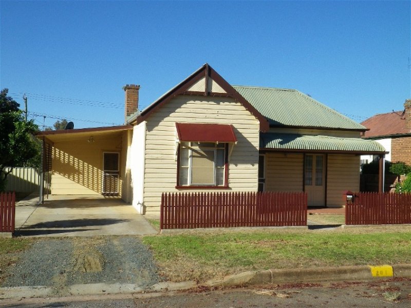 201 Baker Street, Temora, NSW 2666