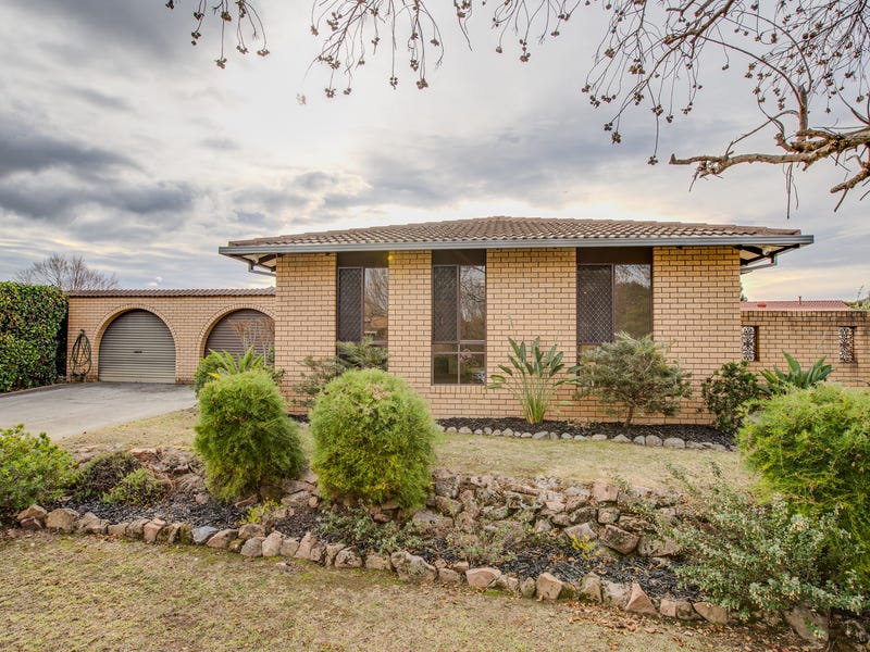 8 Rowen Court, Lavington, NSW 2641 House for Sale