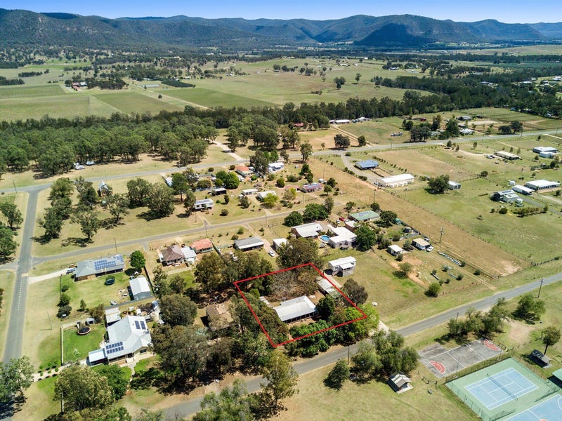 35 Cochrane Street, Broke, NSW 2330 Property Details