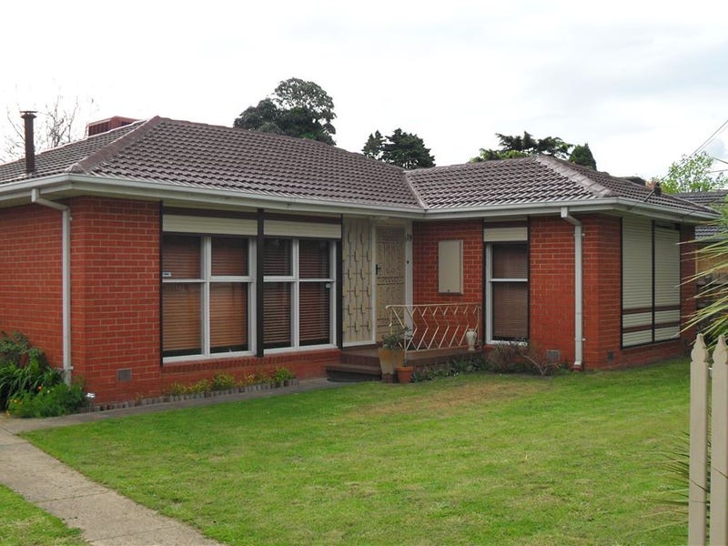 19 Woodlea Drive, Glen Waverley, VIC 3150
