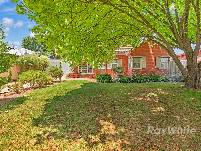 96 Haverfield Street, Echuca, Vic 3564 House for Sale