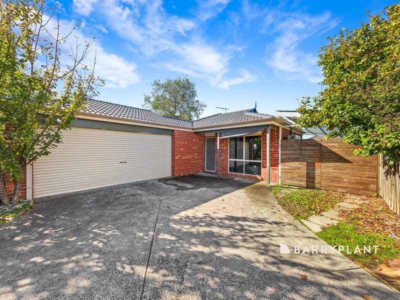 Houses for Sale in Pakenham, VIC 3810 Pg. 3