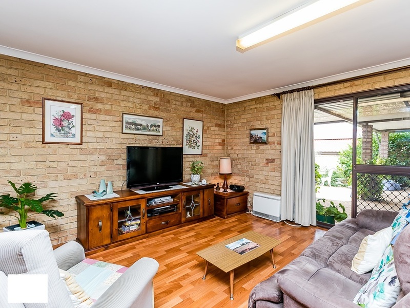 89 Buckingham Road, Swan View, WA 6056