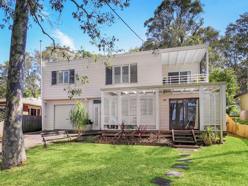 32 Hillcrest Road, Empire Bay, NSW 2257