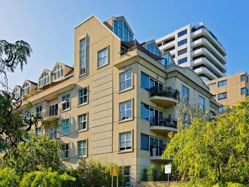 109/26 Queens Road, Melbourne, Vic 3004 Property Details