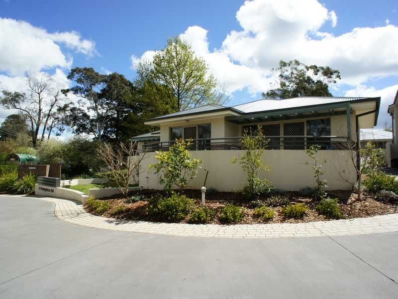 Villa 1/44 Kangaloon Road, Bowral, NSW 2576 Property Details