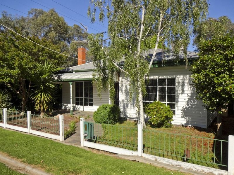 42 Graham Avenue, Wangaratta, Vic 3677 Property Details